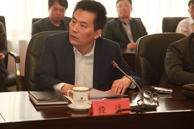 合作学校代表青岛职业技术学院应用技术学院院长李占军发言